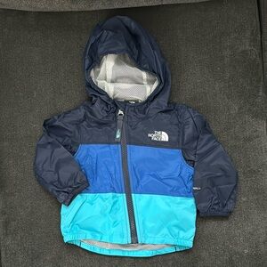 Like NEW North Face windbreaker jacket